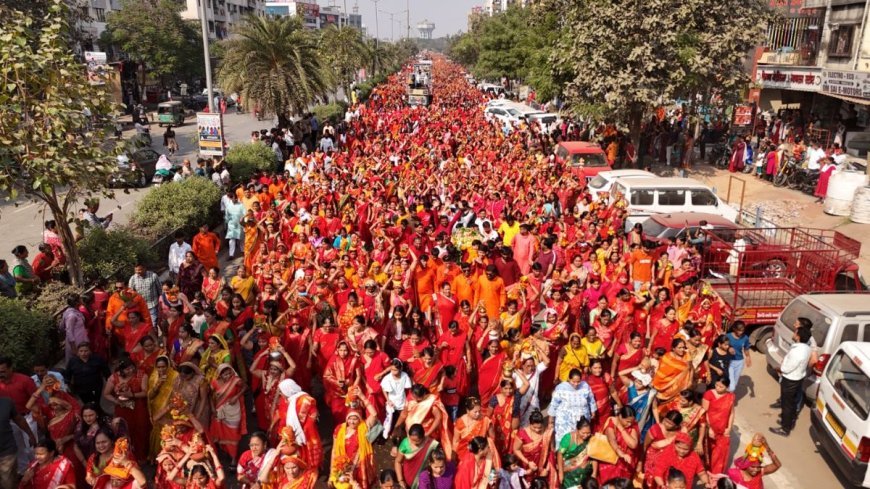 Grand Kalash Yatra organised ahead of historic Shiv Mahapuran Katha in Surat